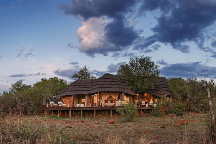 Madikwe-Hills-Exterior